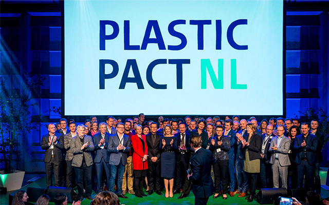Plastic pact