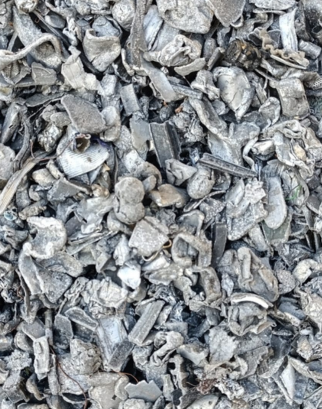 Aluminium uit versnipperde kleine electronica